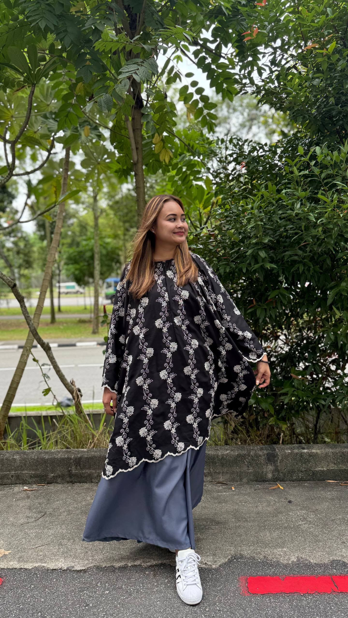 Suci Embroided Tunic