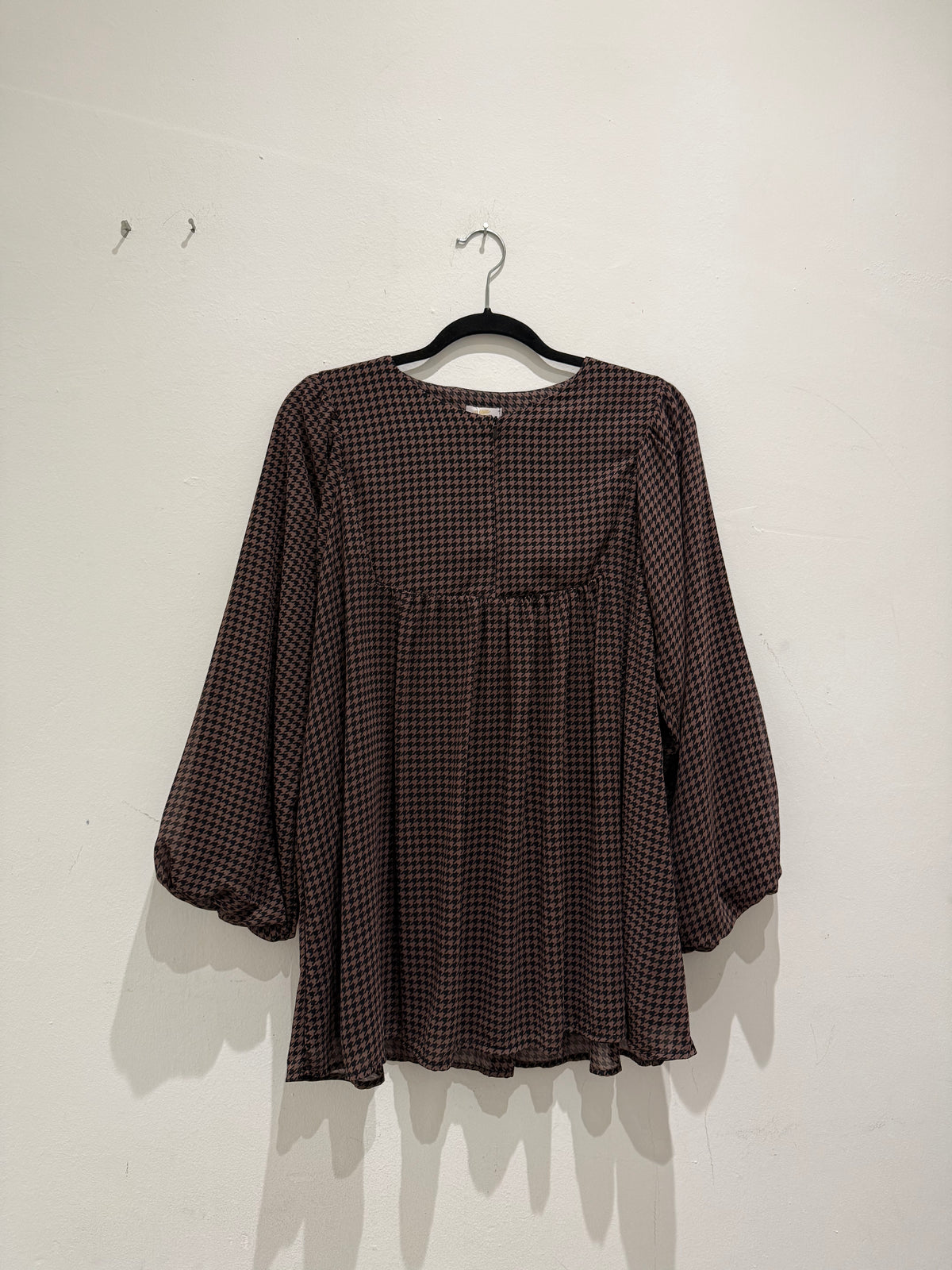Viviana Houndstooth Babydoll Top