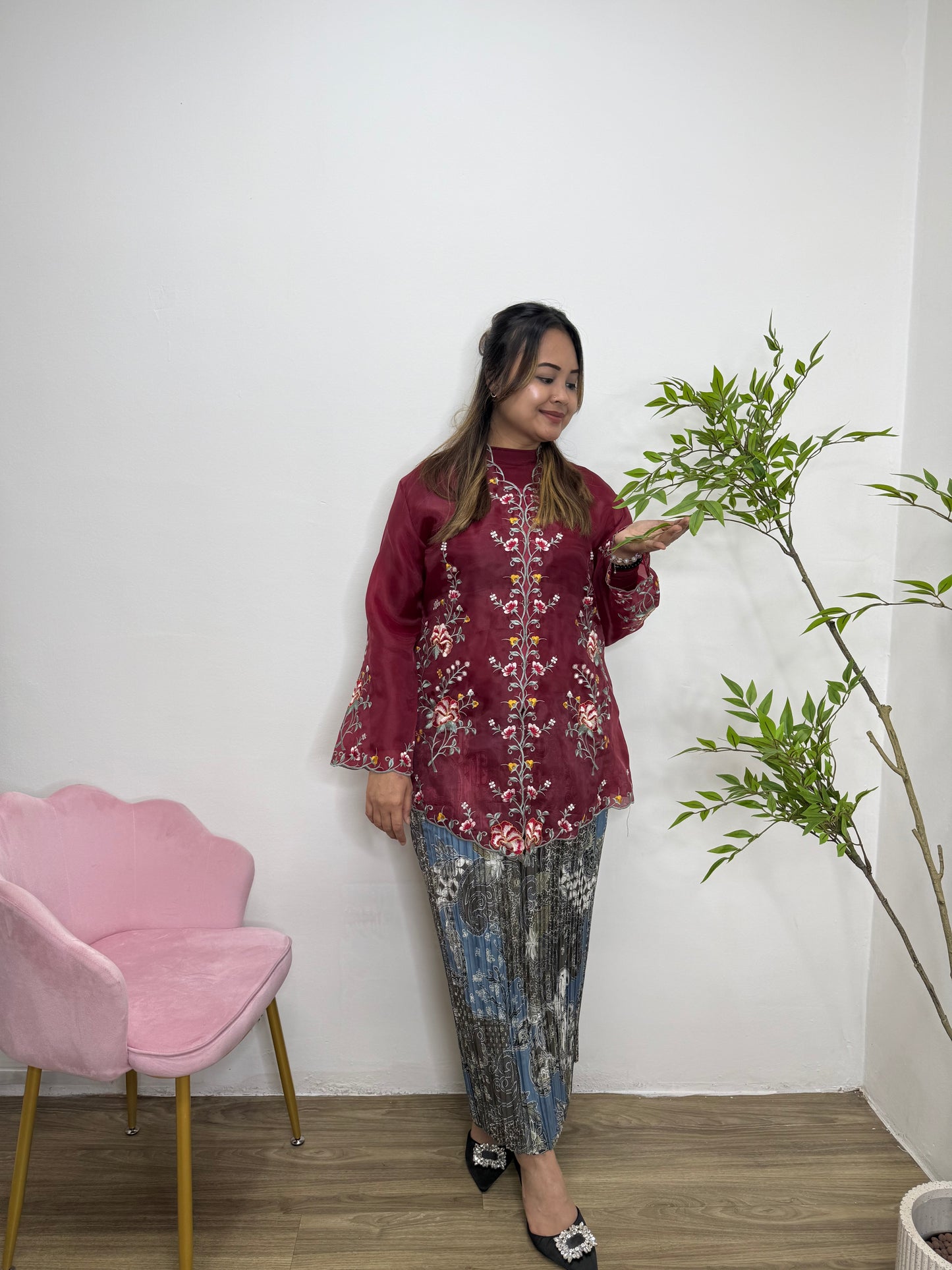 Mardiah Kebaya Organza Top