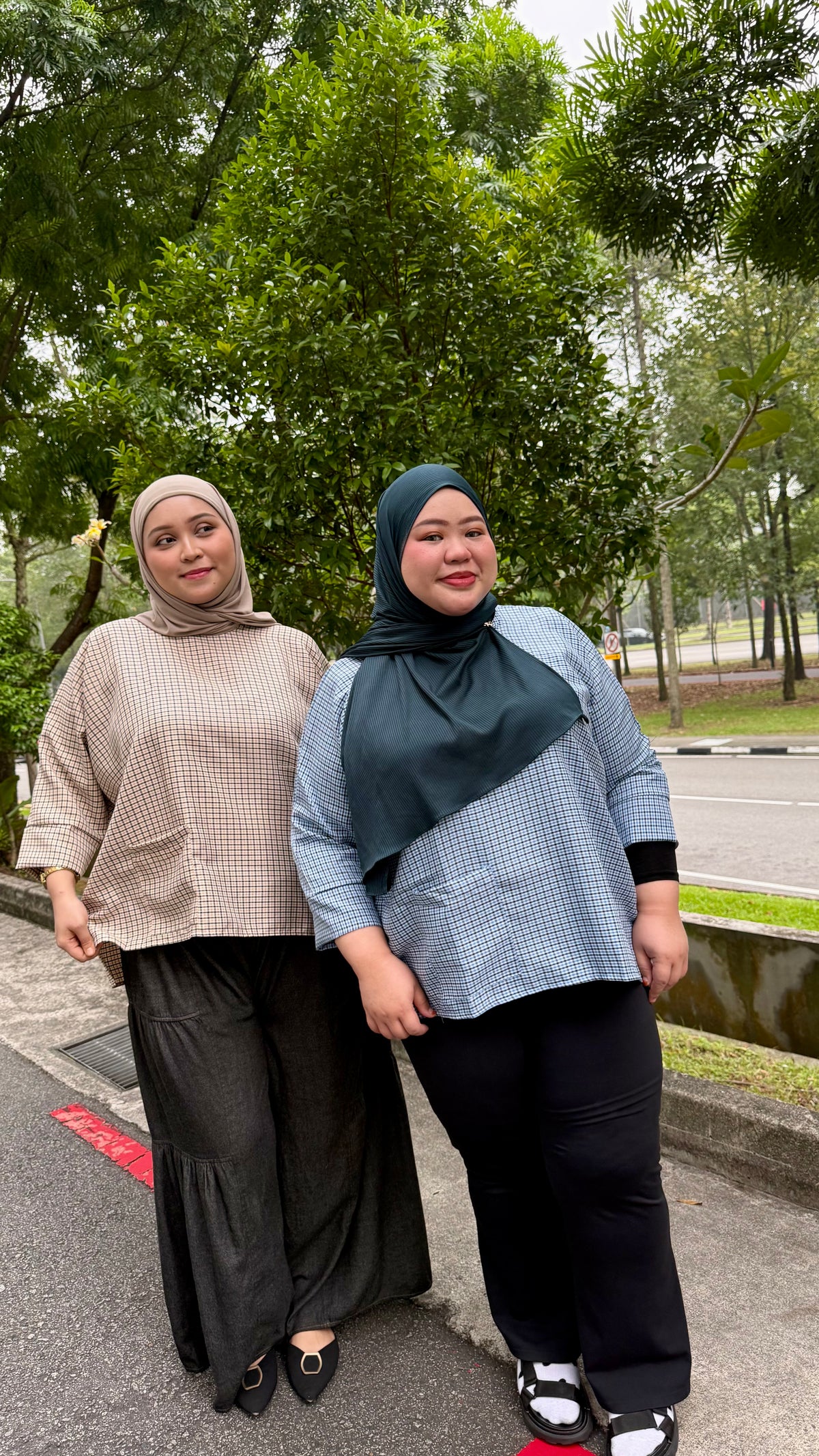 Fiora Opah Checkered Front Pocket