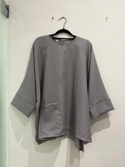 Fiora Opah Checkered Front Pocket