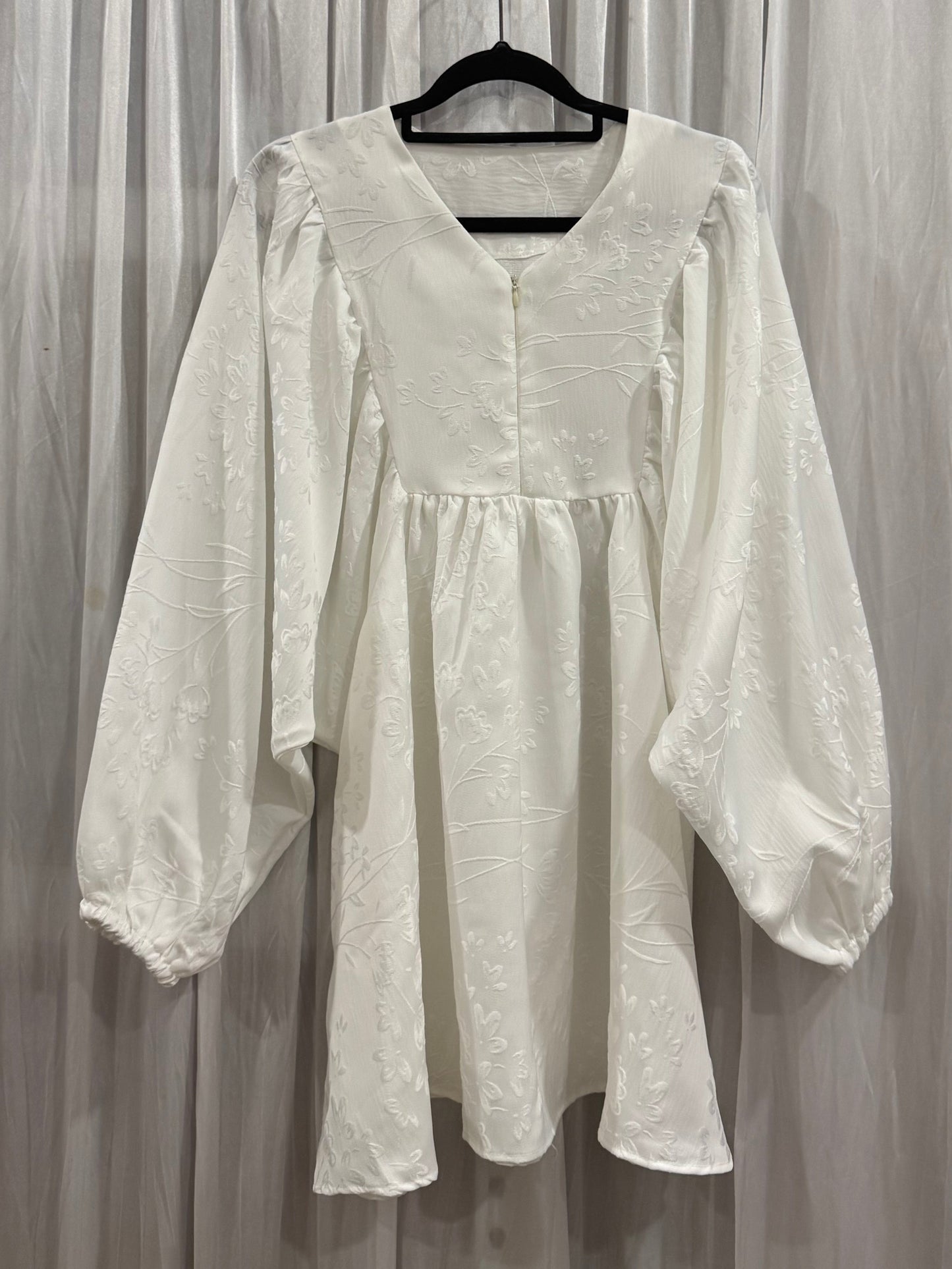 Erla Cotton Embossed babydoll top