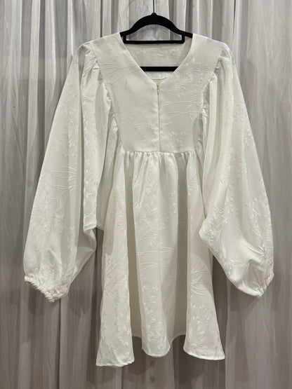 Erla Cotton Embossed babydoll top