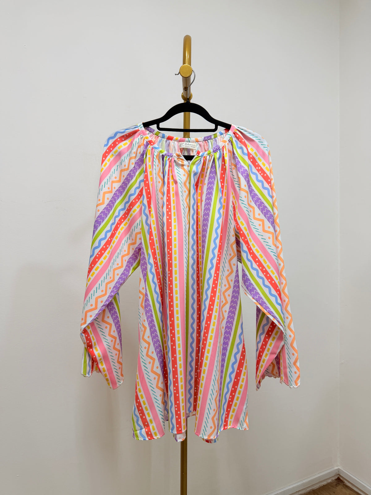 Beverly Printed Raglan Top