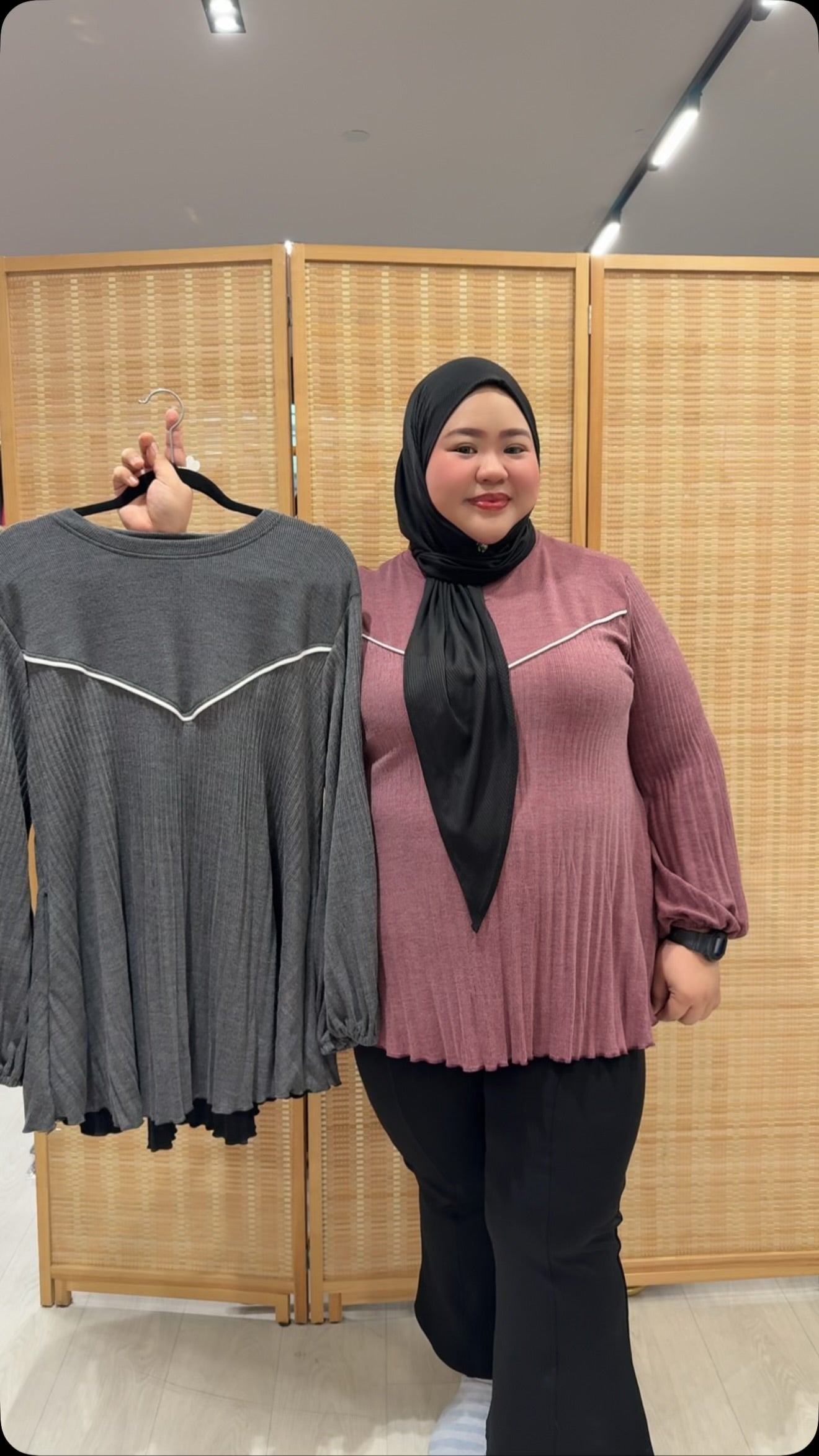 Radiant Aster Fabric V Design