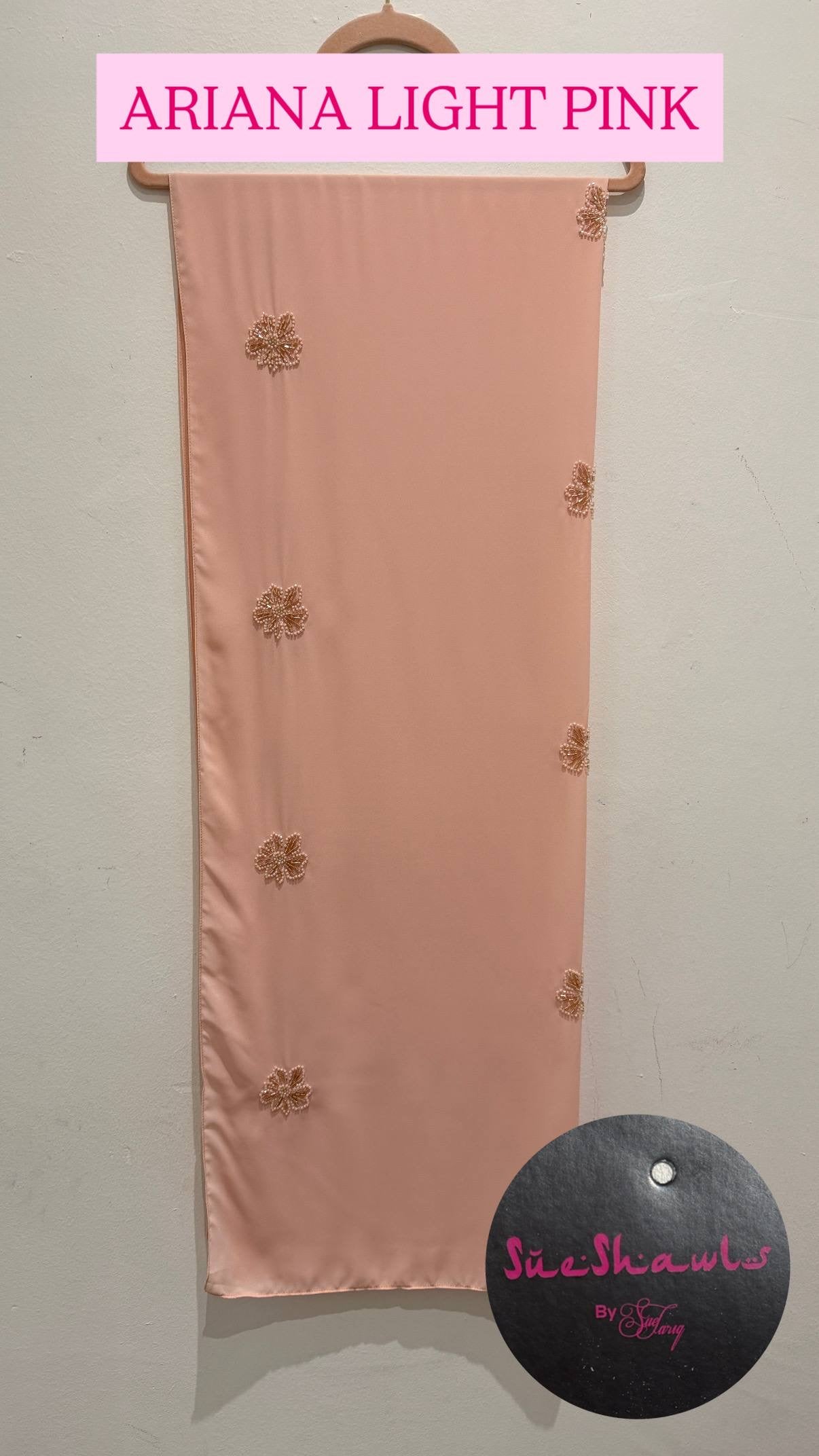 Ariani shawl with beading