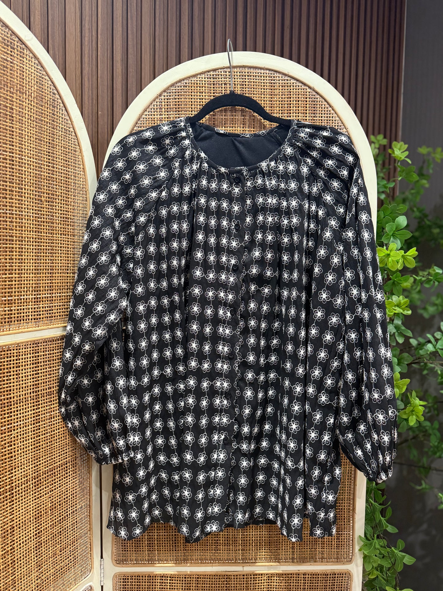 Qirana Premium Eyelet Button up Top