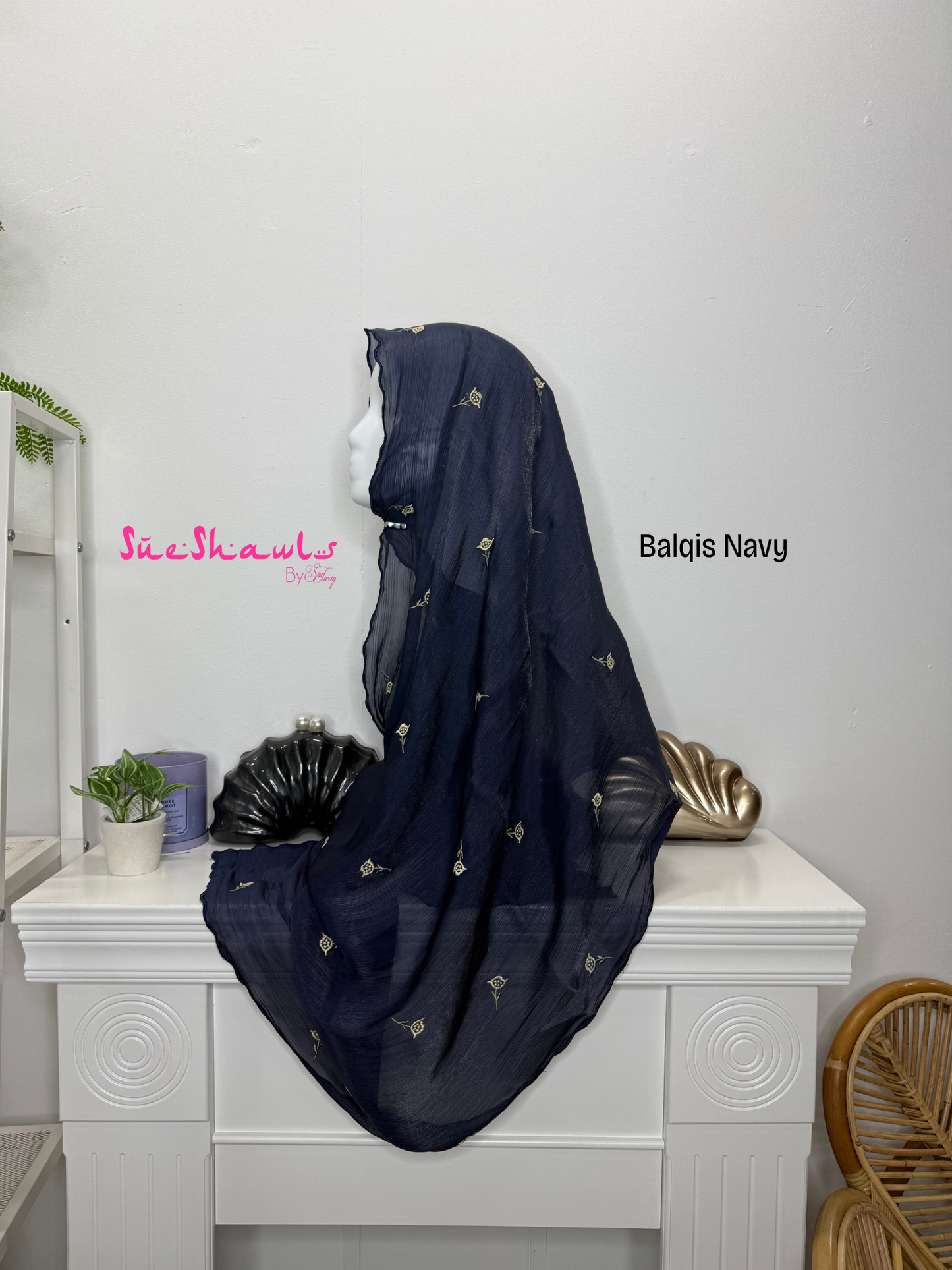 Balqis Embroided Shimmer Shawl