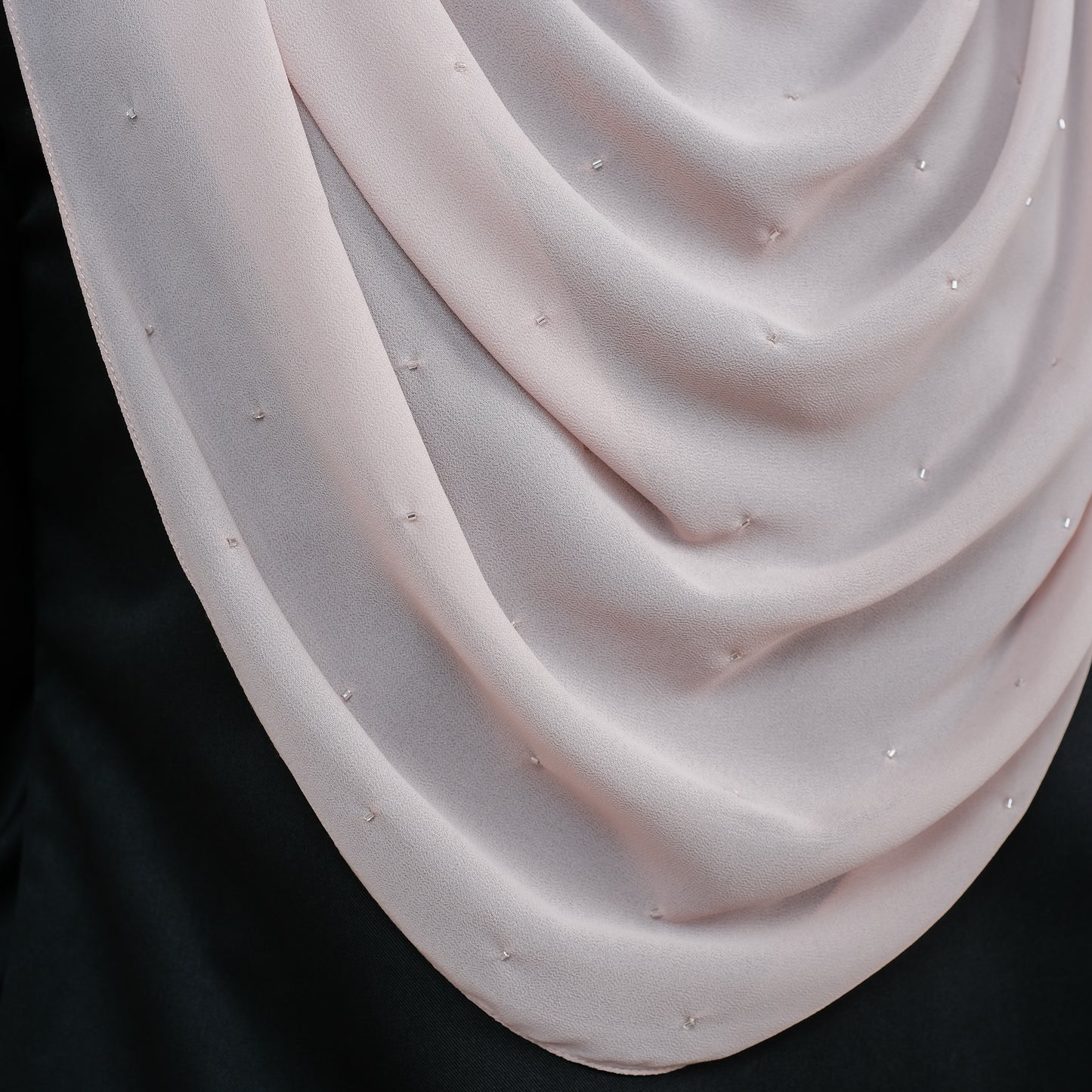 Zahra Diamond Twist Shawl