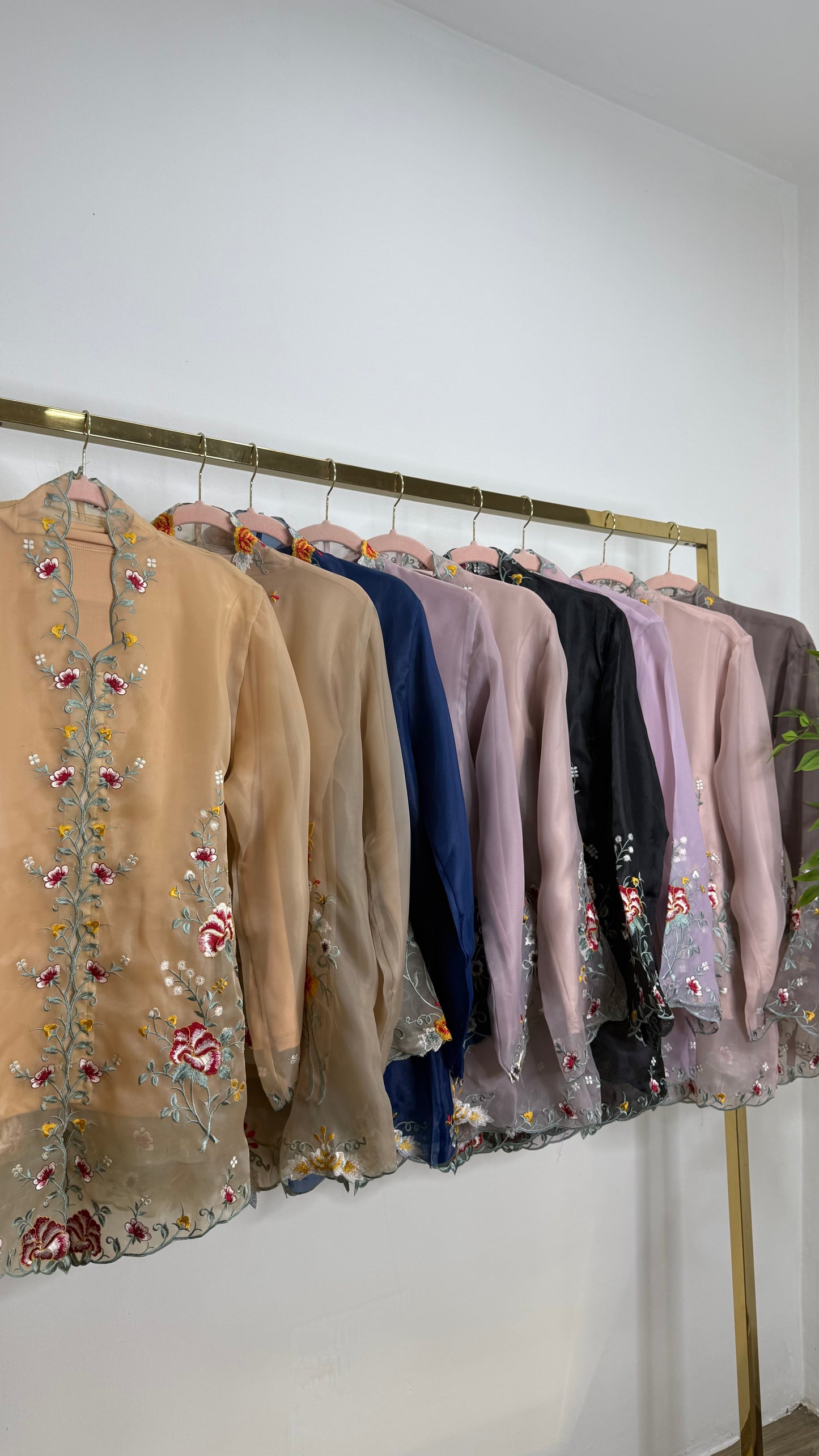 Mardiah Kebaya Organza Top