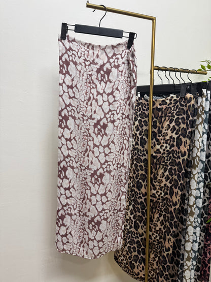 Sufya Leopard Print Modal Shawl