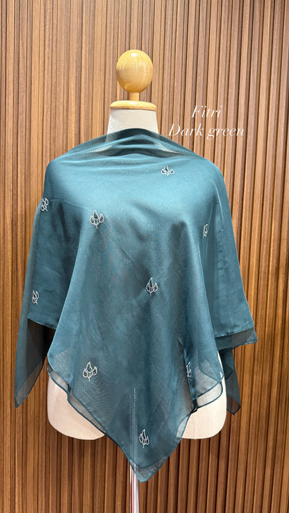 Fitri Bawal Bling Leaf Design
