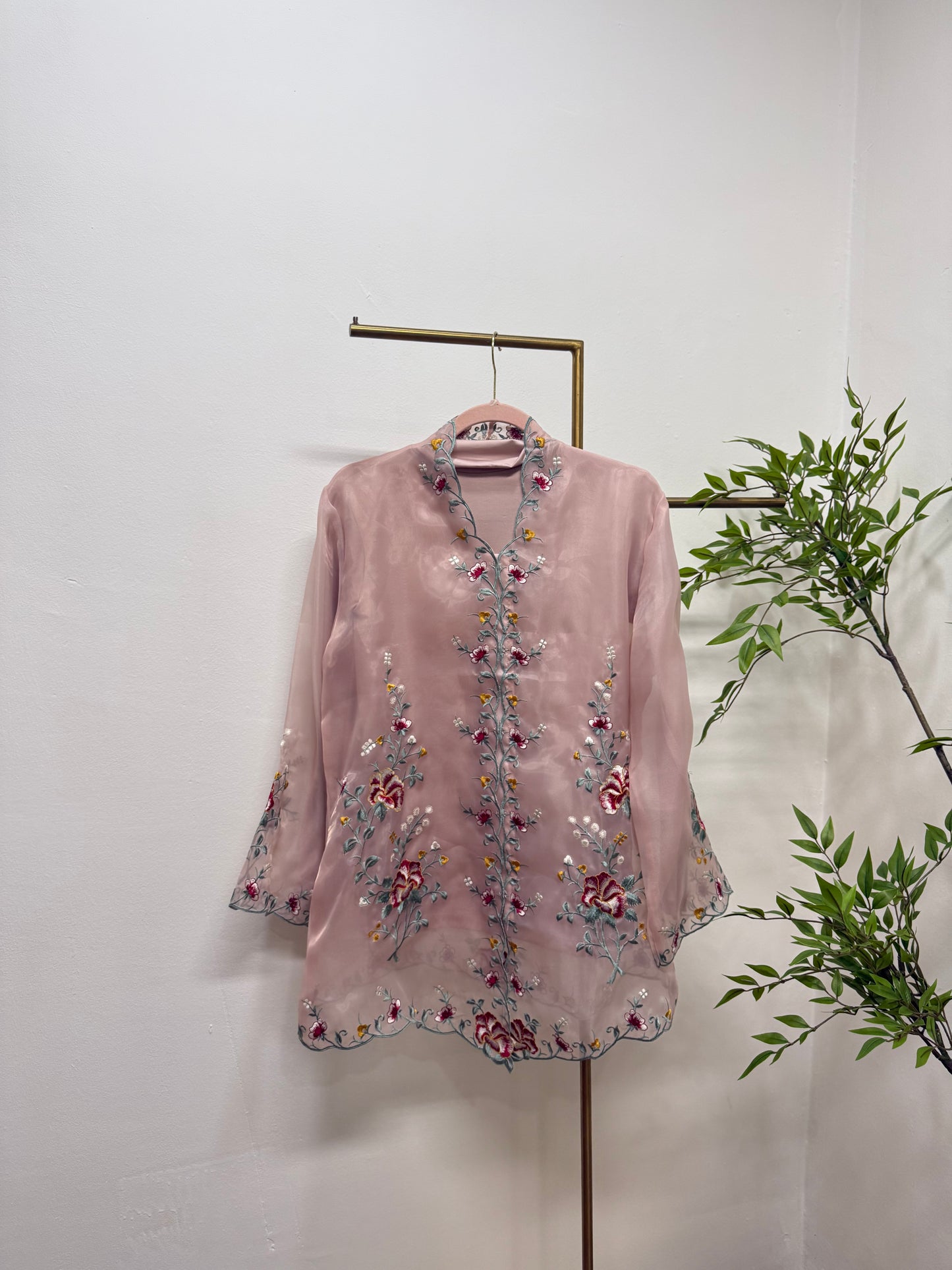 Mardiah Kebaya Organza Top