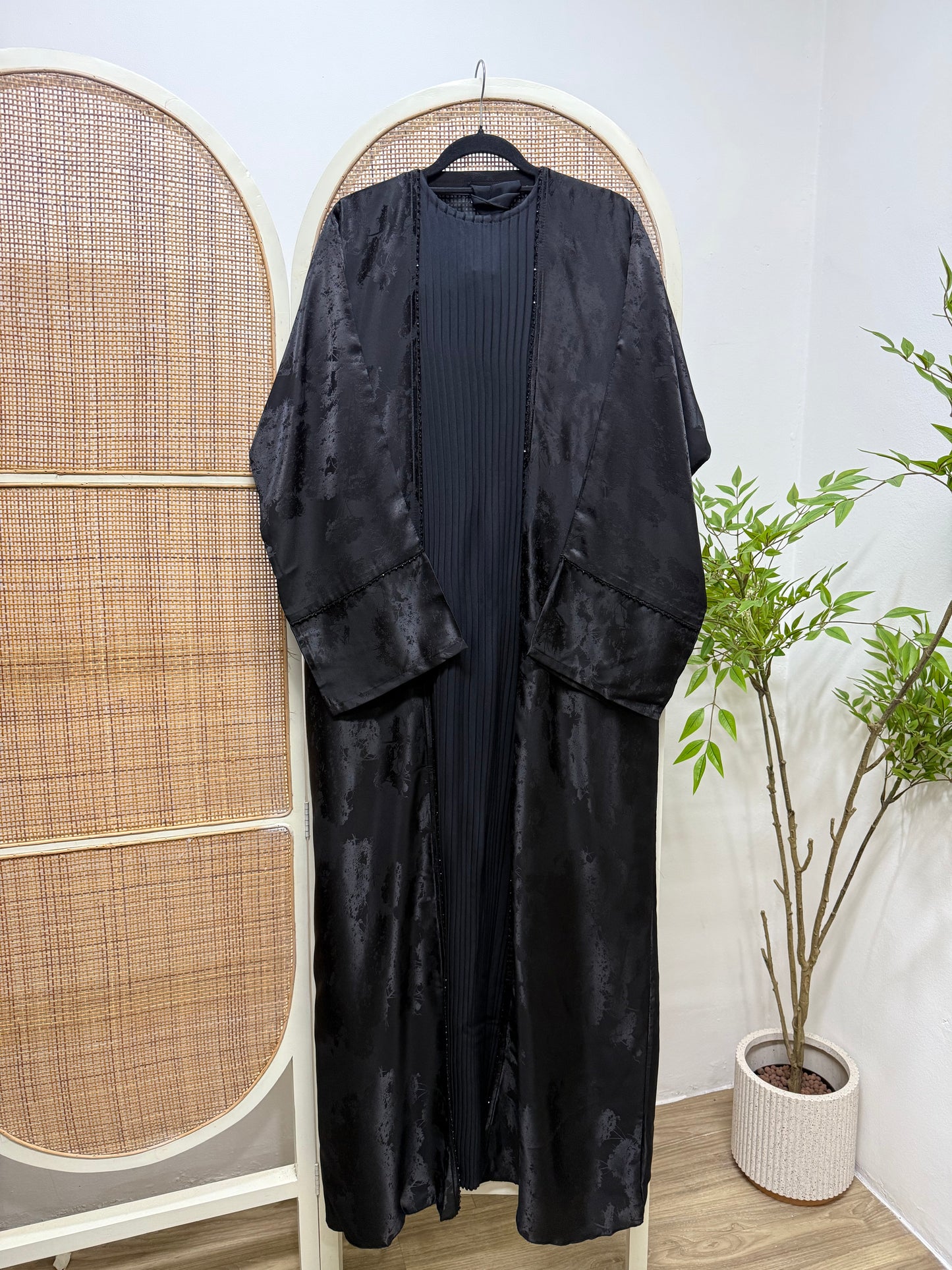 Waheeda 2-piece Abaya