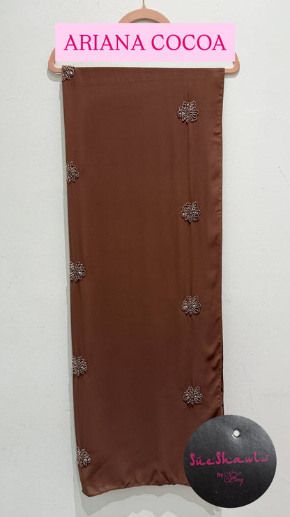 Ariani shawl with beading