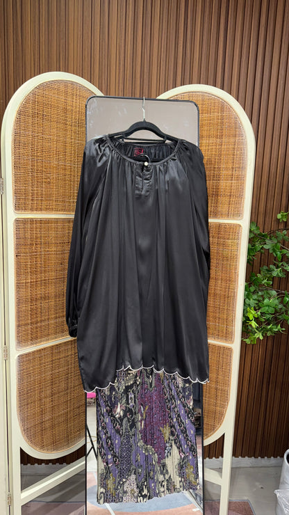 Julia Armani Silk Reglan top