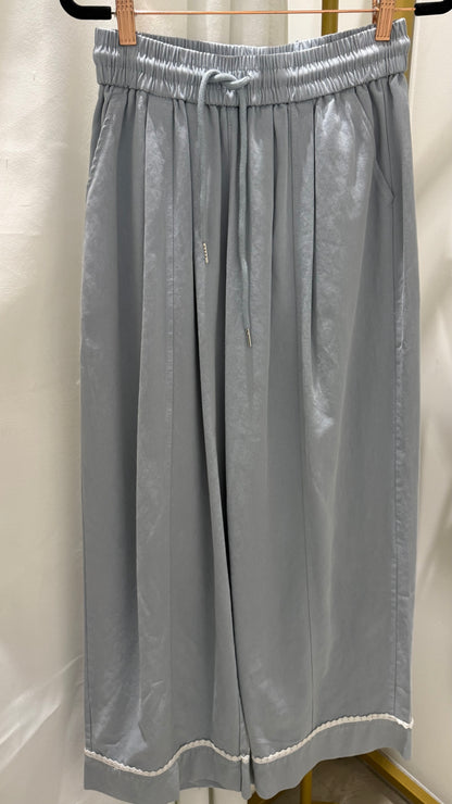 Jisoo Pants with Small Lace