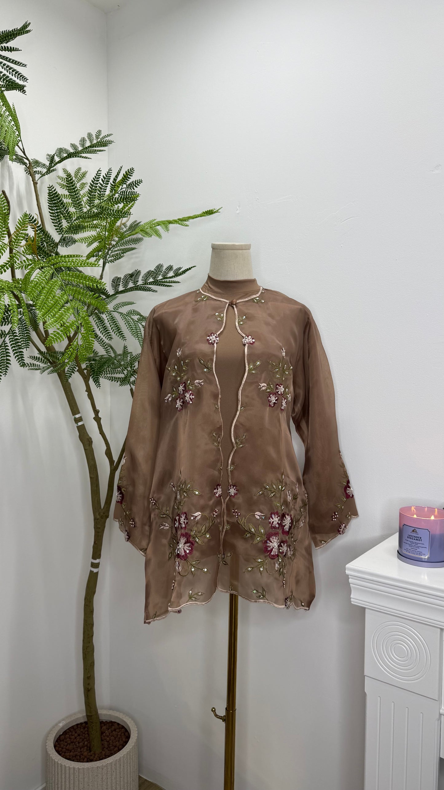 Wardina Kebaya Organza Top