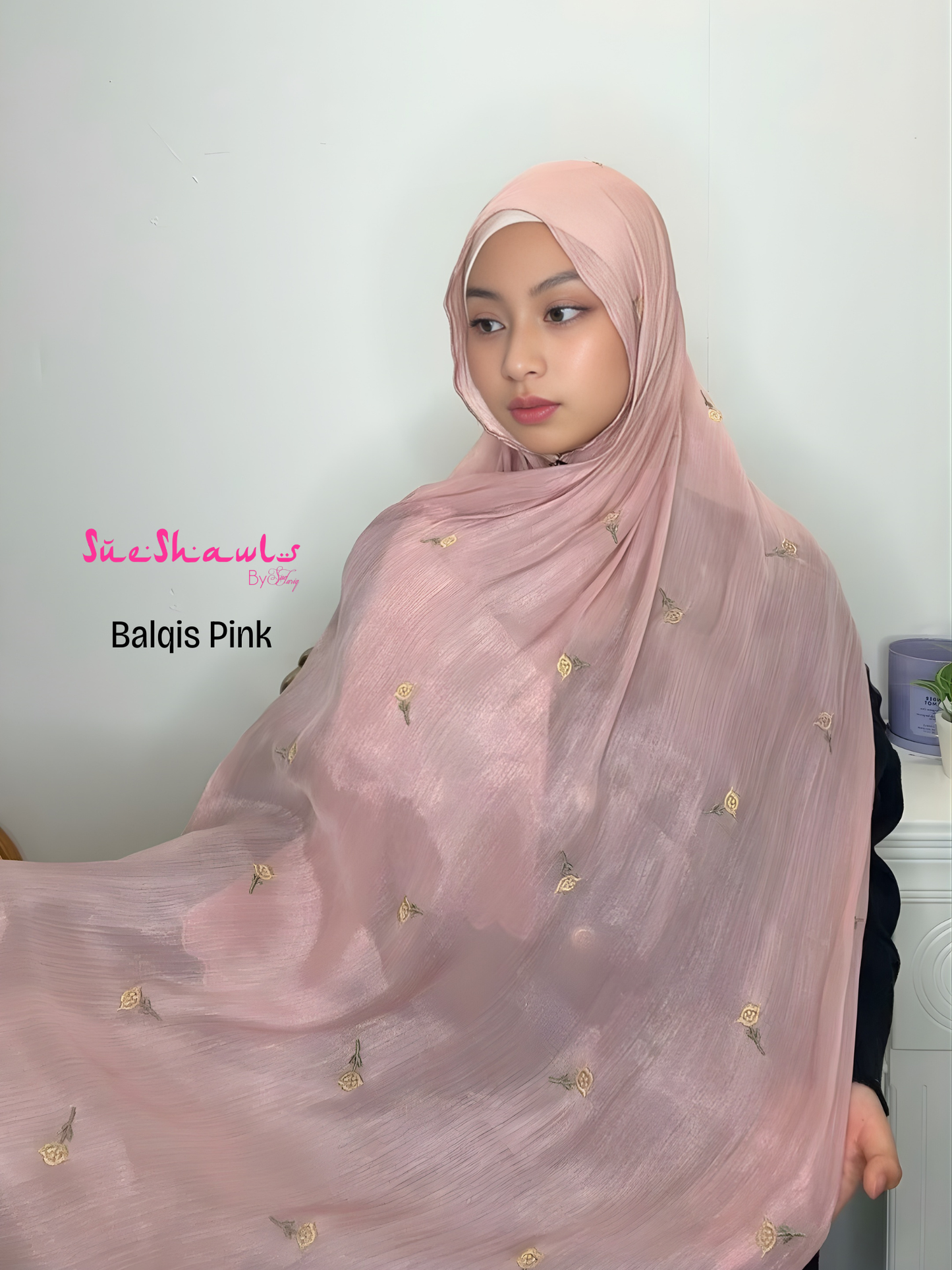 Balqis Embroided Shimmer Shawl