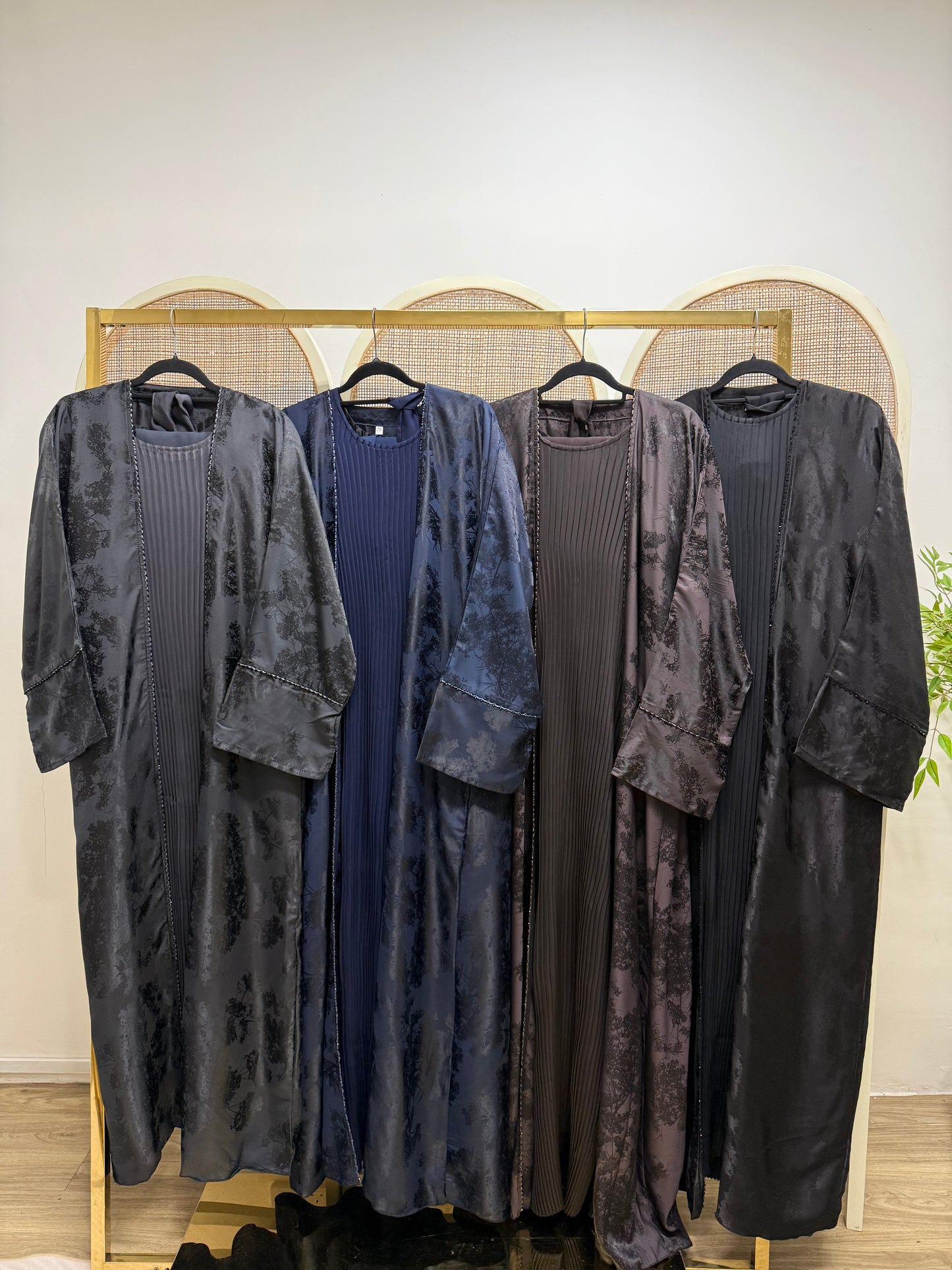 Waheeda 2-piece Abaya