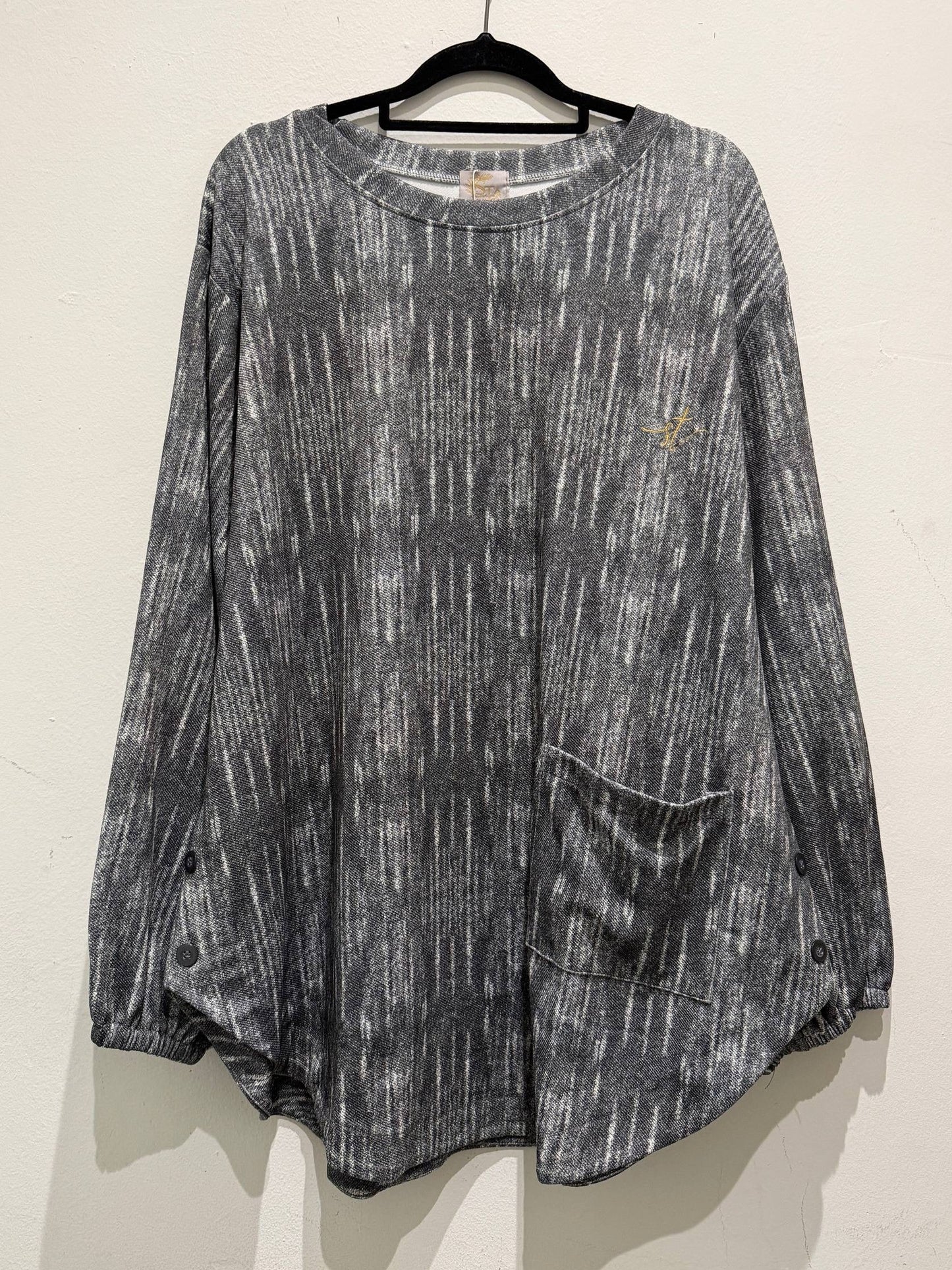 Natalie Batwing Top With Front Pocket
