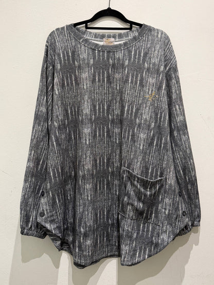 Natalie Batwing Top With Front Pocket