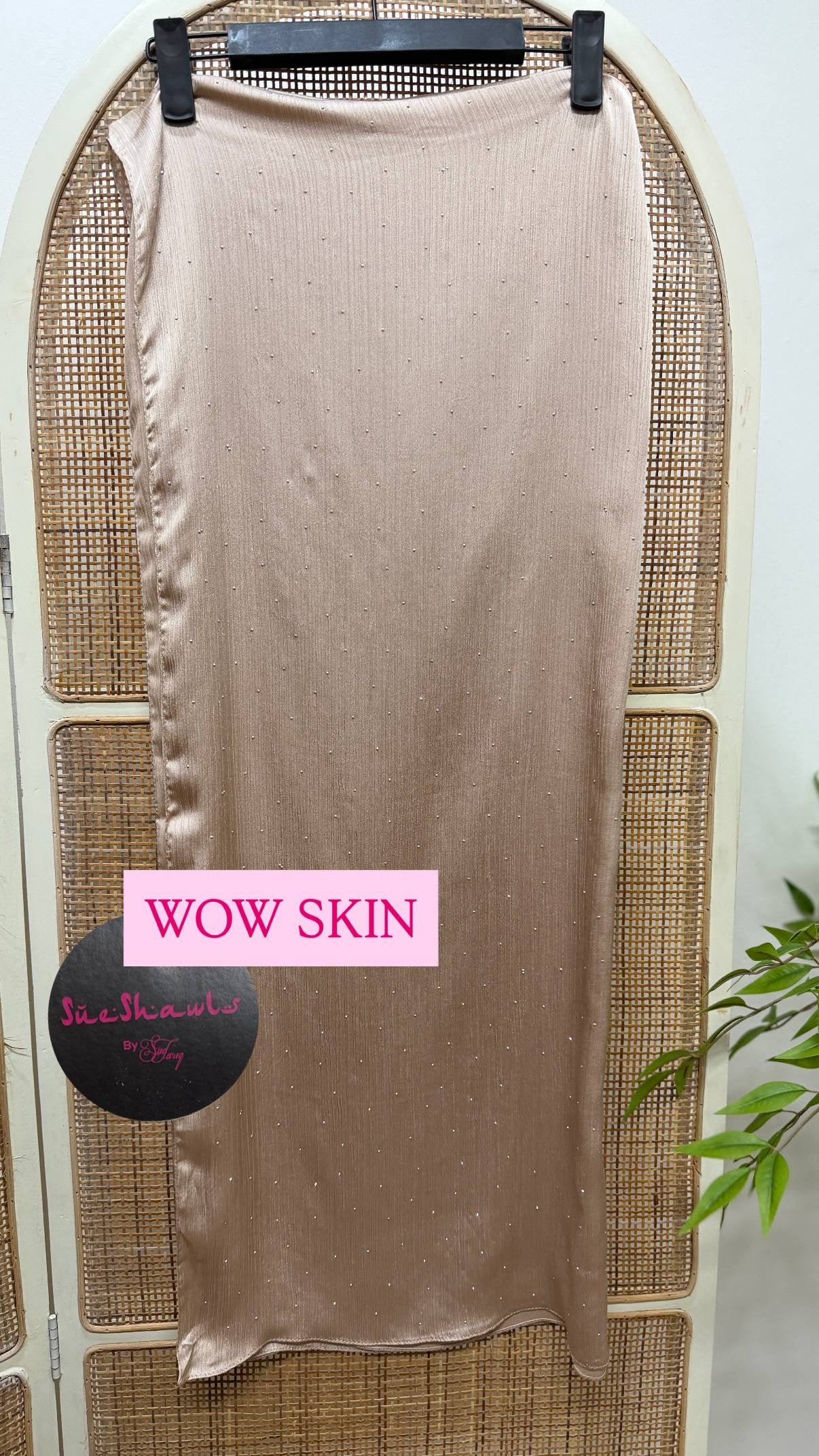 Wow shimmer shawl with small bling