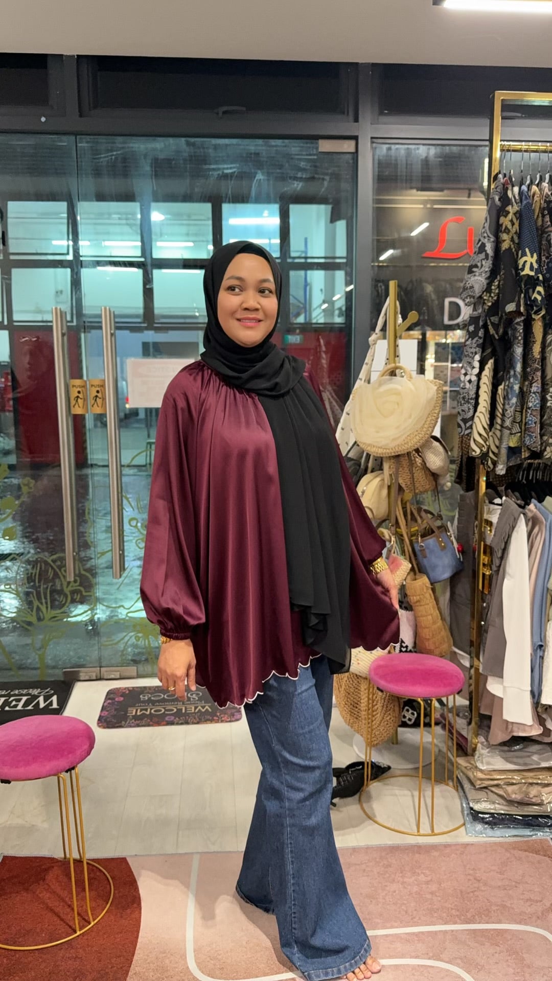 Julia Armani Silk Reglan top