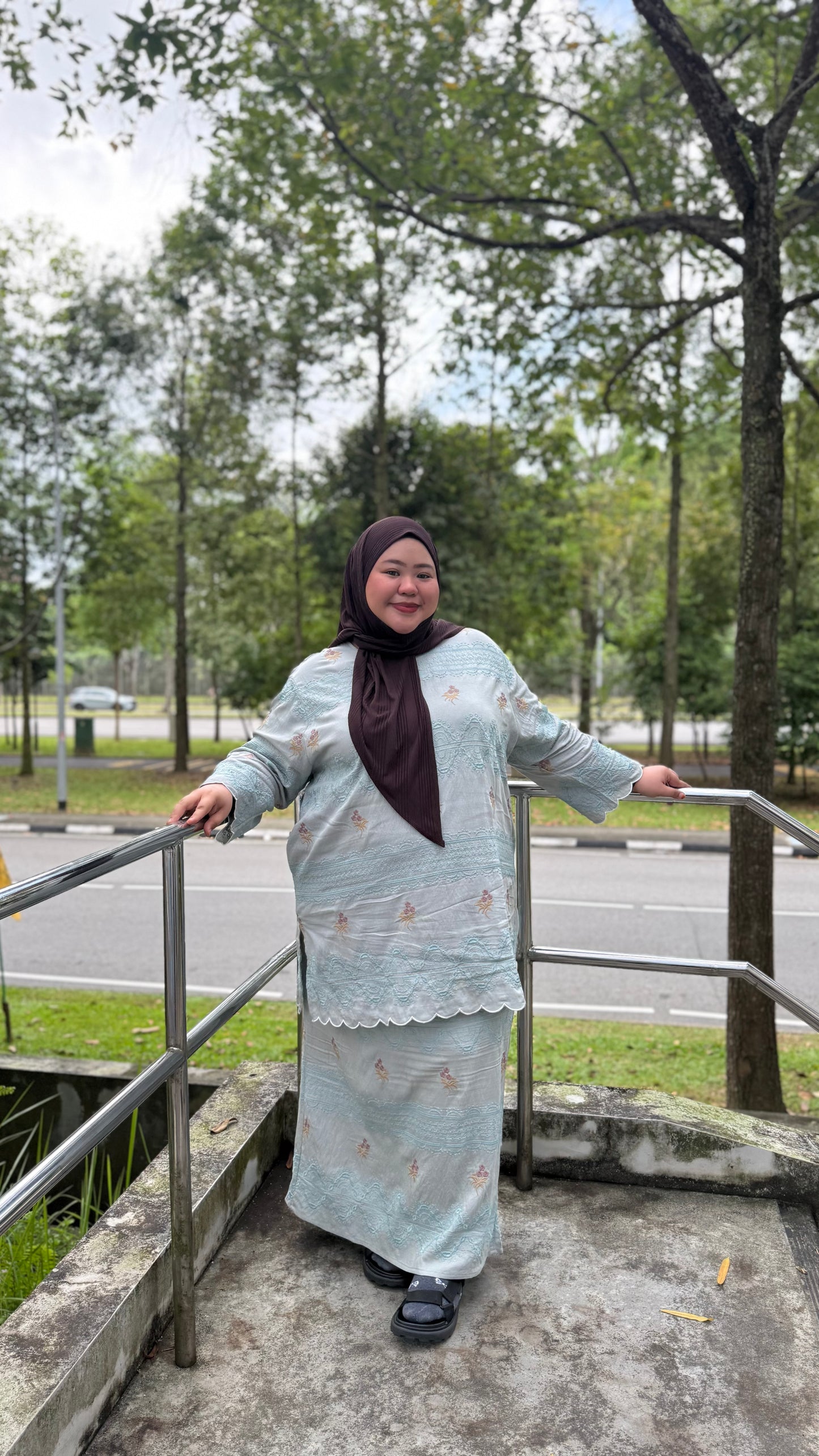 Delnia Premium Crepo Eyelet Set