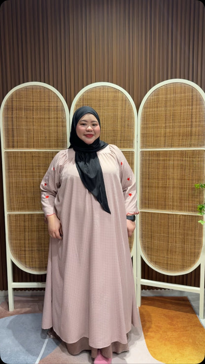 Melodia Premium Chiffon Heart Embroided Dress