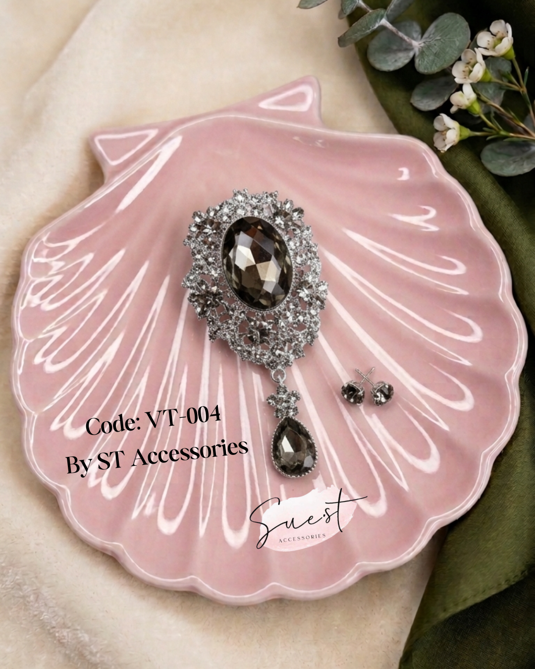 Victorian Brooches