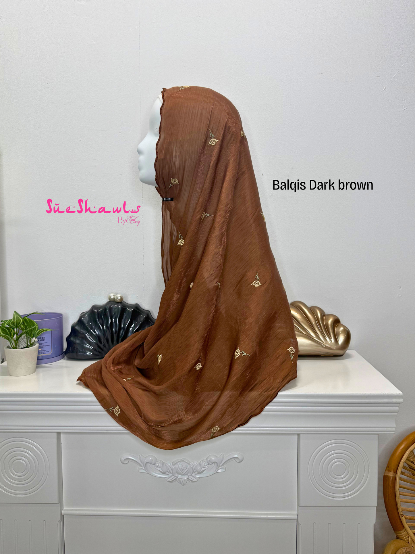 Balqis Embroided Shimmer Shawl
