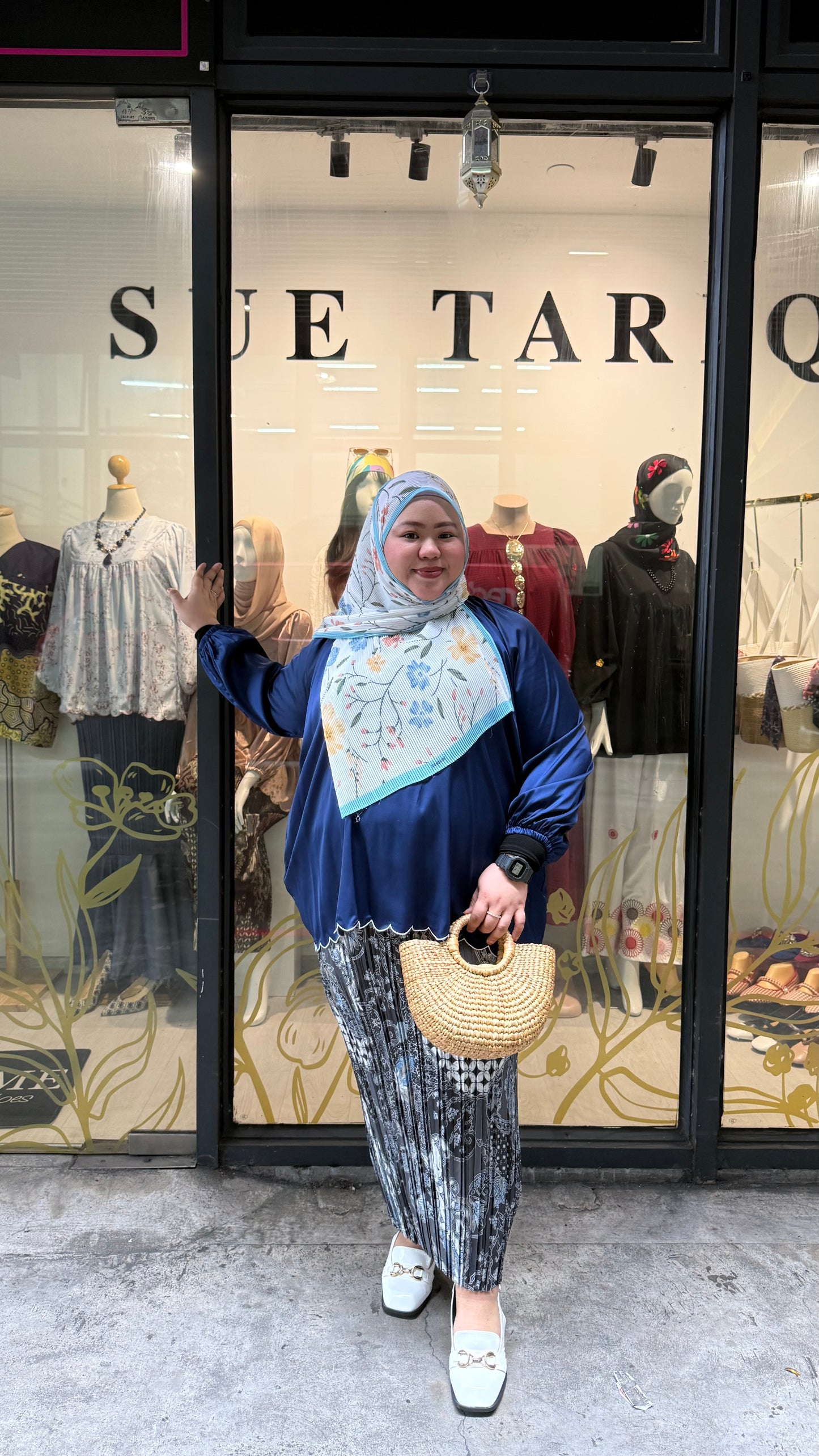 Julia Armani Silk Reglan top