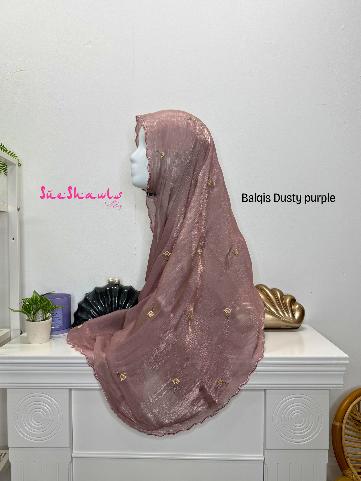 Balqis Embroided Shimmer Shawl
