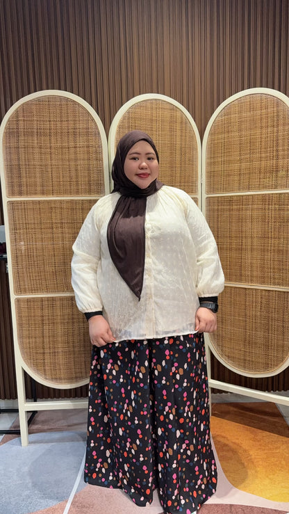 Qirana Premium Eyelet Button up Top