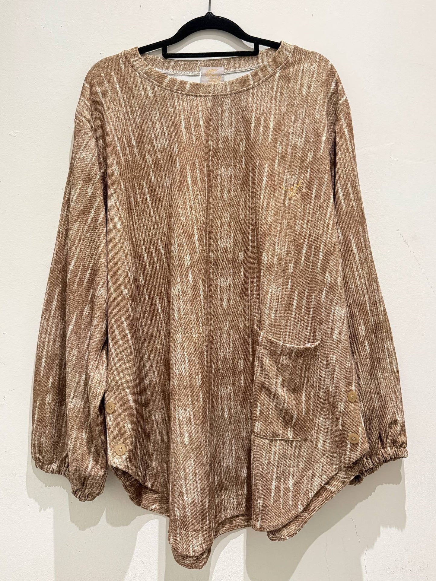 Natalie Batwing Top With Front Pocket