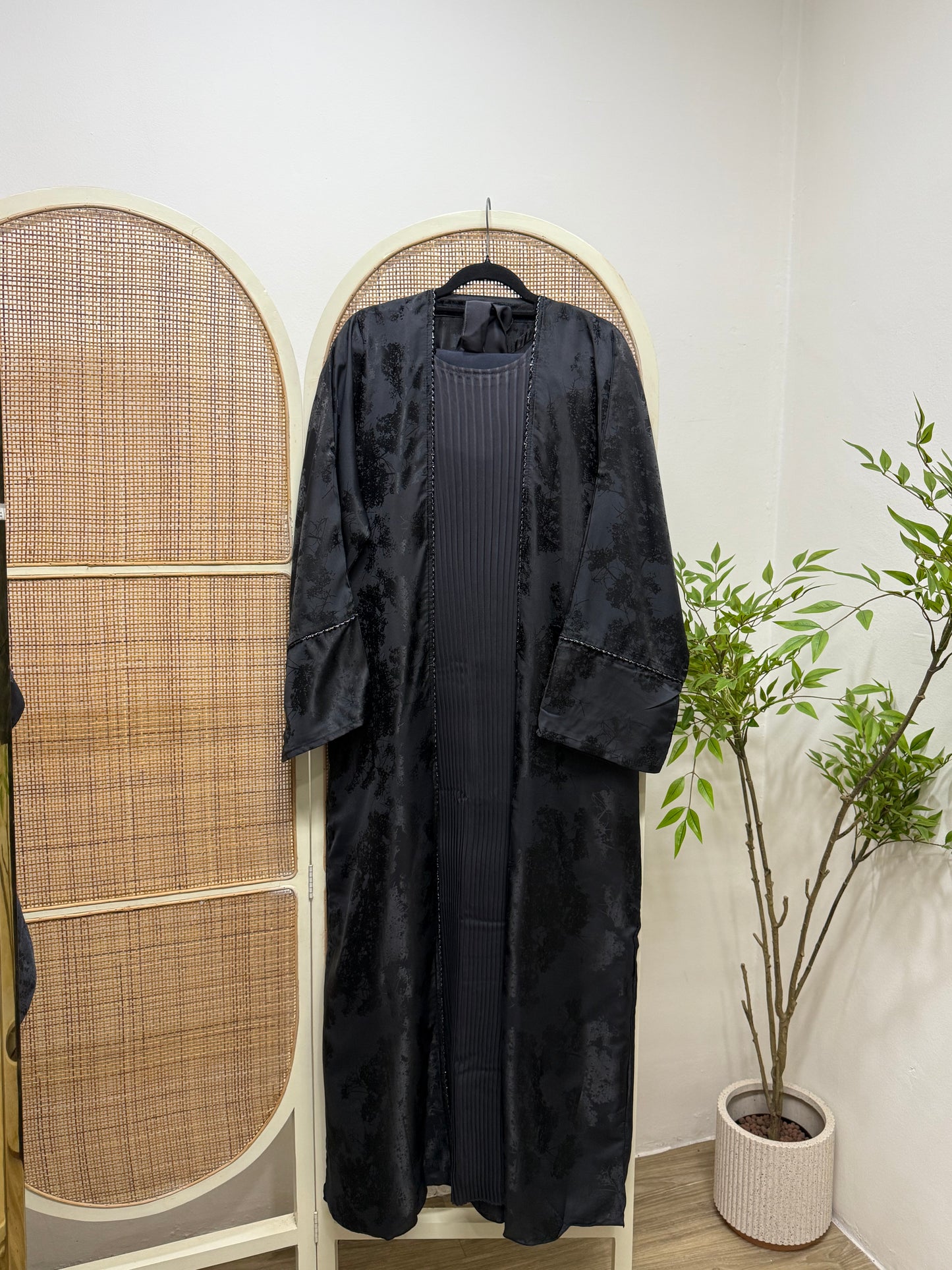 Waheeda 2-piece Abaya