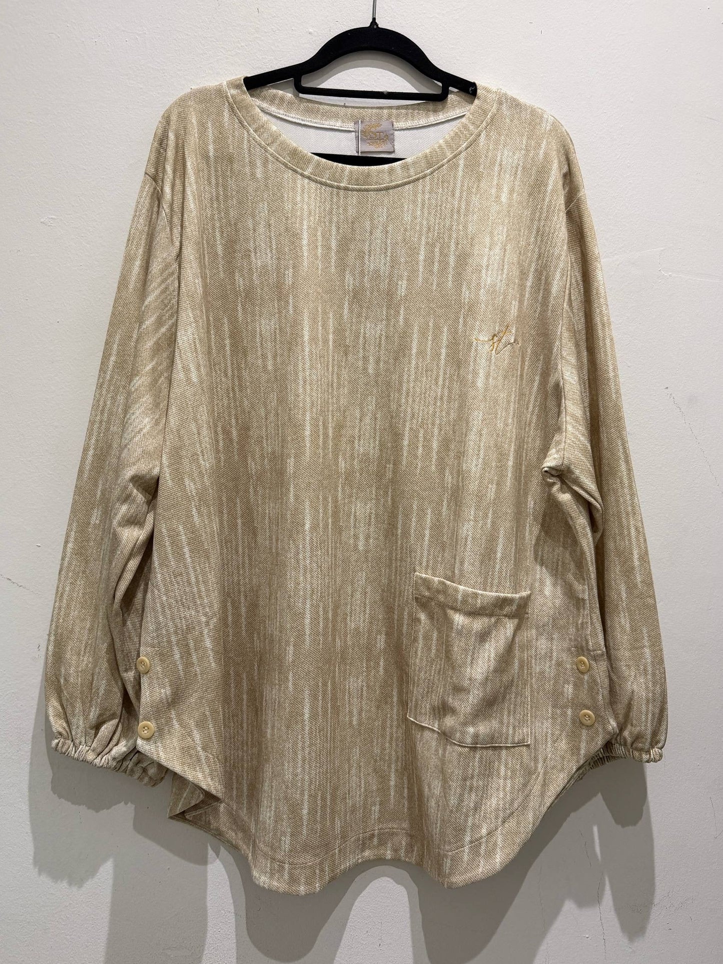 Natalie Batwing Top With Front Pocket