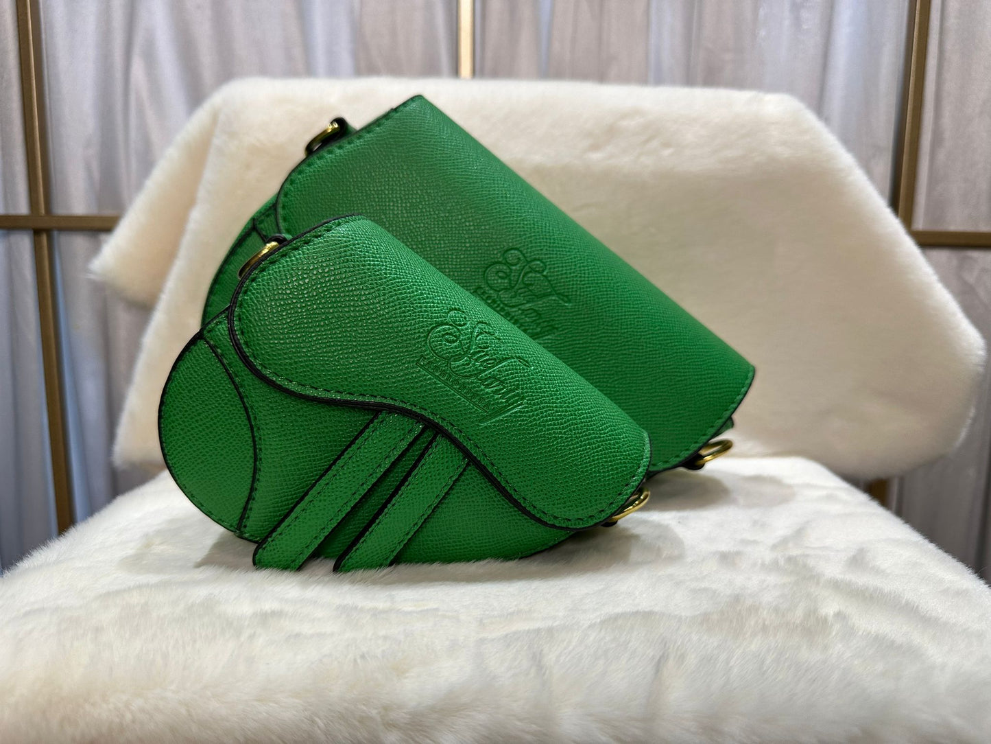 DIOK Saddle shaped bag